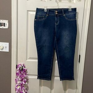 White Mark, cropped jeans